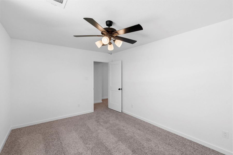 Imagine stepping into a huge kids' bedroom, where the space feels like a canvas ready for imagination to run wild.