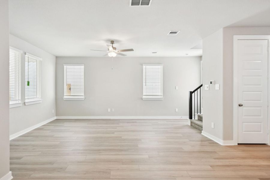 Photo is not of the actual home, but is an inspirational photo of builder’s model home and may depict options, furnishings, and/or decorator features that are not included Photo is not of the actual home, but is an inspirational photo of builder’s model home and may depict options, furnishings, and/or decorator features that are not included