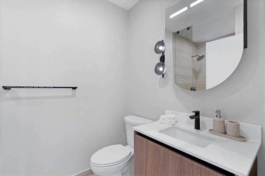 Image 21 of a home in .