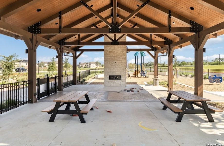 Community amenities in , San Antonio (Image 37).