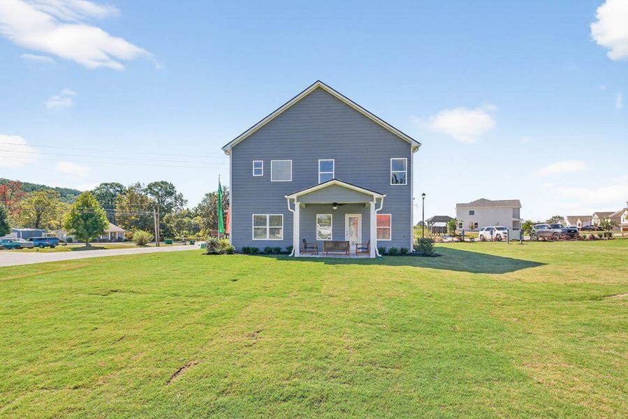 *This is a marketing photo. Colors/options may be different.*