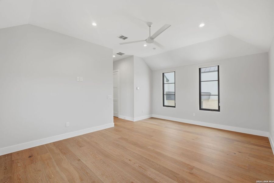 Spacious, unfurnished interior of a new home in , San Antonio (Image 48). Spacious, unfurnished interior of a new home in , San Antonio (Image 48).