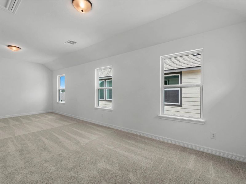 Spacious, unfurnished interior of a new home in Emory Glen, Magnolia (Image 19).