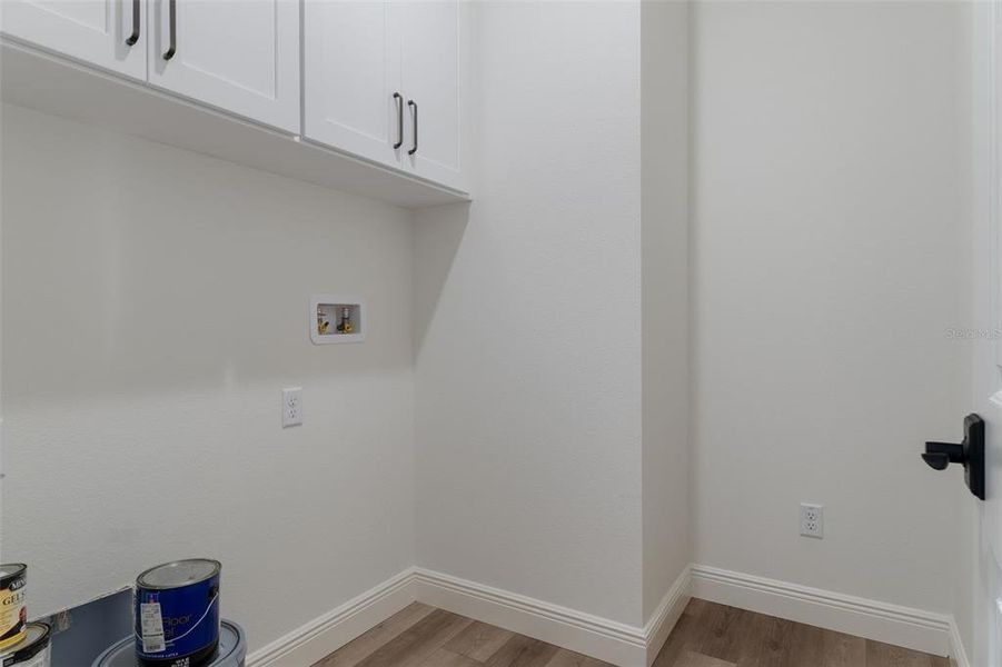 Spacious, unfurnished interior of a new home in , Weeki Wachee (Image 29).