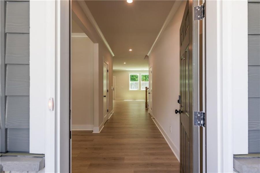 Spacious, unfurnished interior of a new home in Cambridge at Steels Bridge: Steels Bridge, Canton (Image 20).