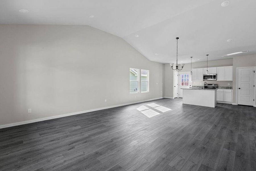 Spacious, unfurnished interior of a new home in , Fort Worth (Image 19).