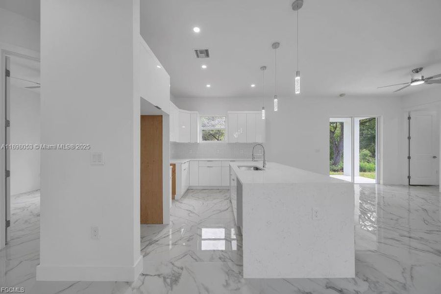 Image 34 of a home in .