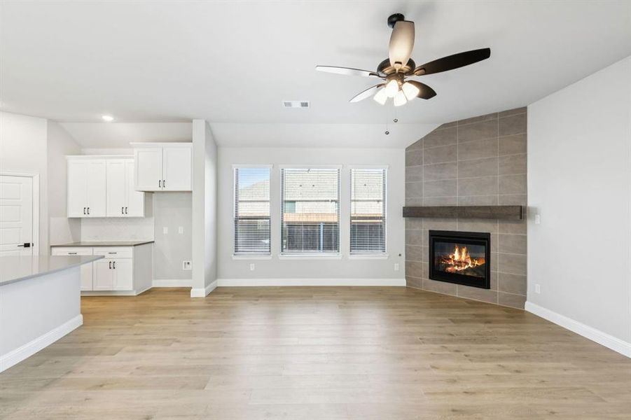 1372 Chisos Way 1372 Chisos Way