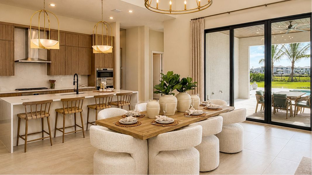 6698 Churchill Dining 1of2 F1 Base1