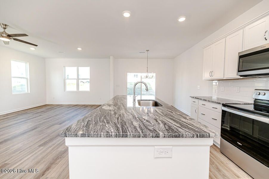 Furnished interior view inside a new home in Fords Reach, Bolivia (Image 10).