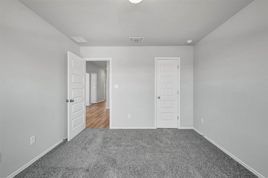 Spacious, unfurnished interior of a new home in Carillon, Manor (Image 21).