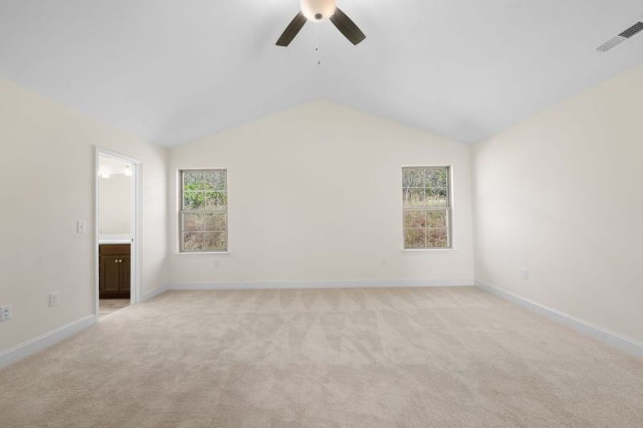 Spacious, unfurnished interior of a new home in Miller's Reserve, Winston-Salem (Image 57).