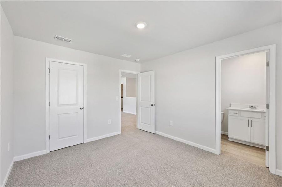 Spacious, unfurnished interior of a new home in Parkside at Grayson, Grayson (Image 34).