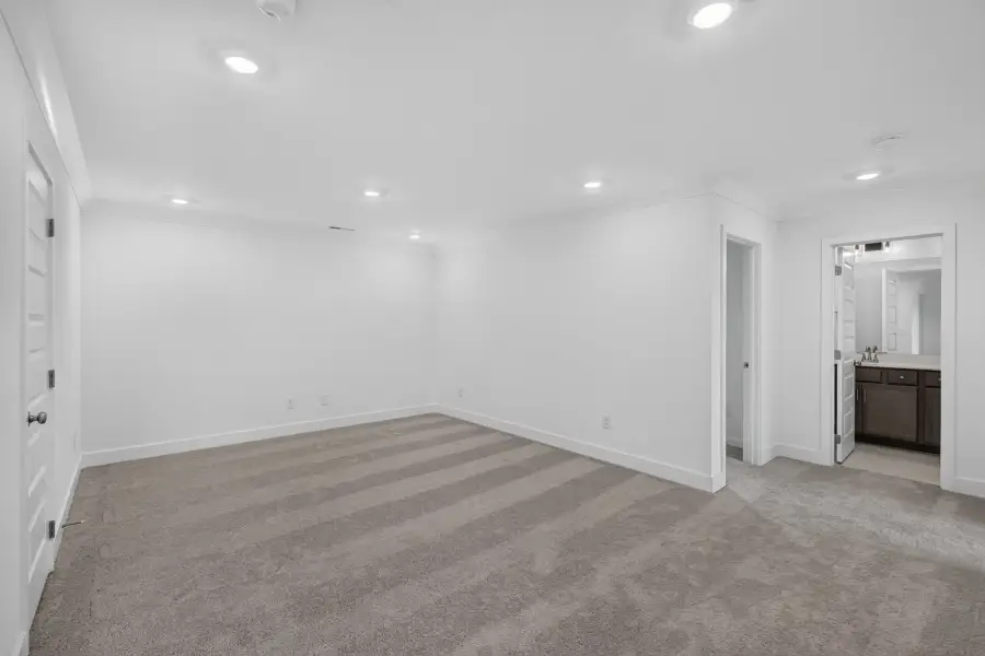 *Photo of example home. Selections & finishes may vary.