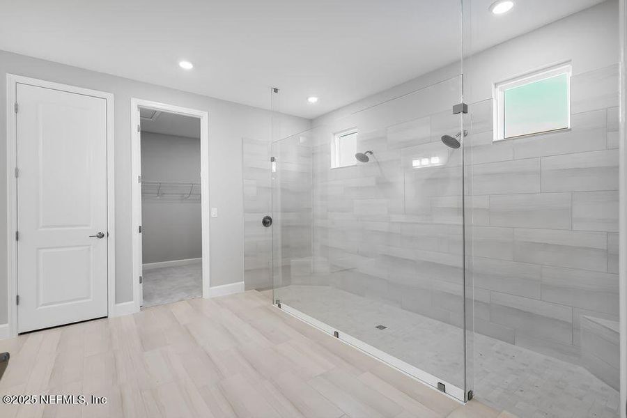 Spacious, unfurnished interior of a new home in Colbert Landings, Palm Coast (Image 21).