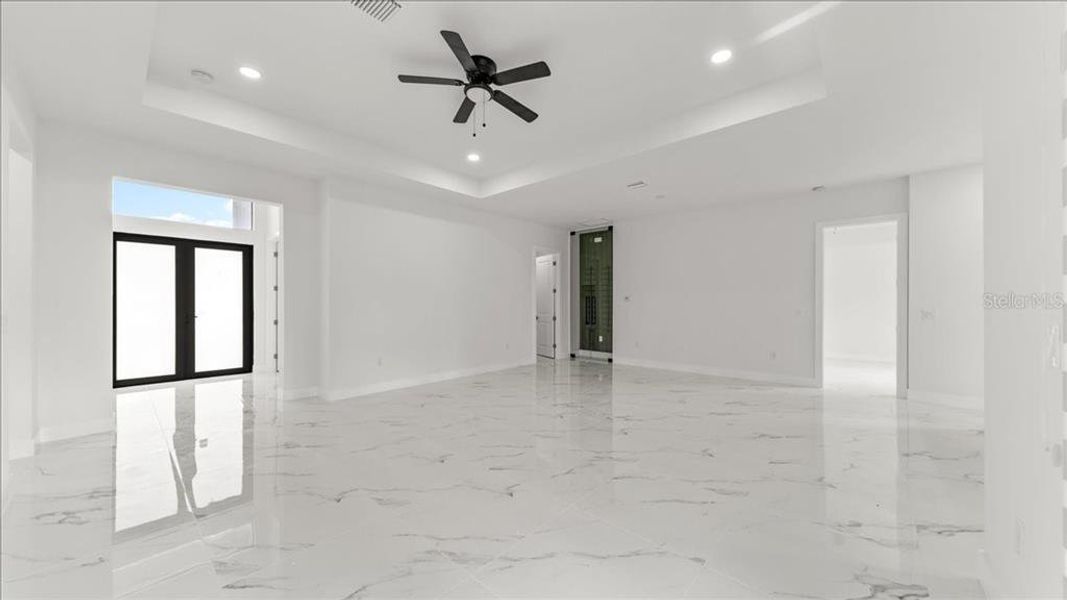 Spacious, unfurnished interior of a new home in , Lehigh Acres (Image 44).