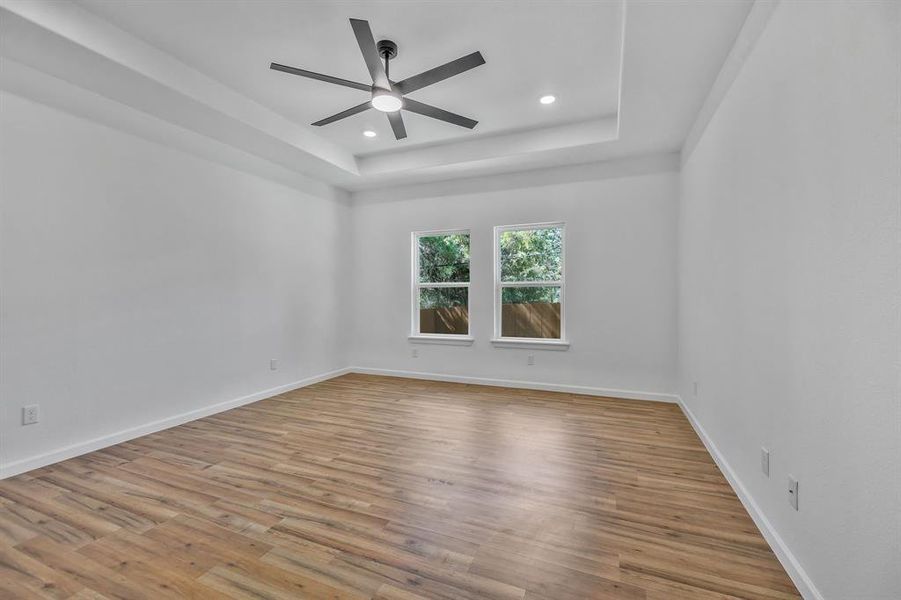 Spacious, unfurnished interior of a new home in , Granbury (Image 19). Spacious, unfurnished interior of a new home in , Granbury (Image 19).