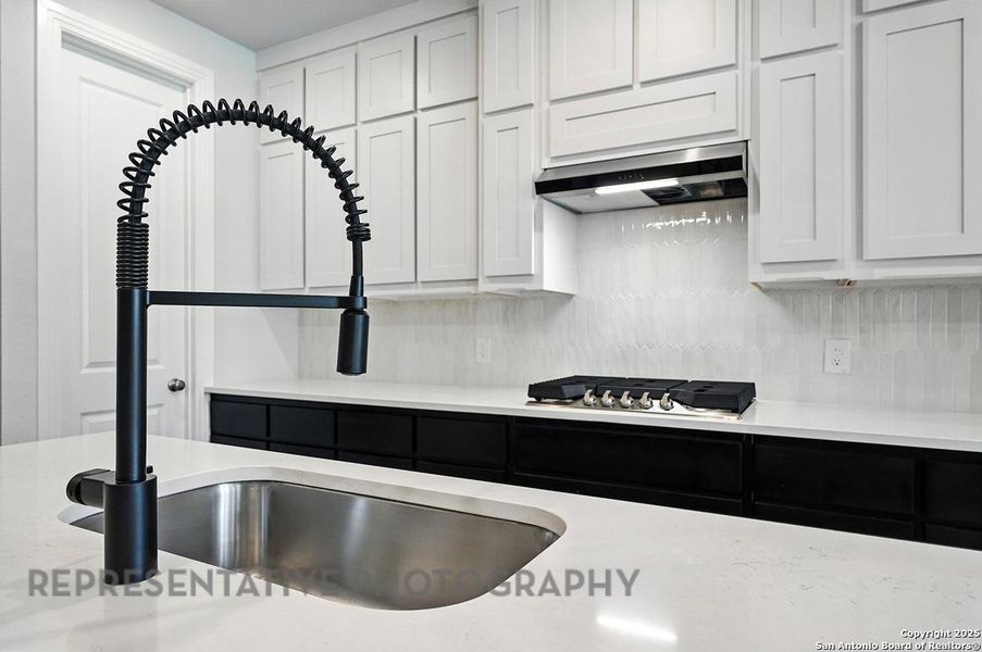 Furnished interior view inside a new home in The Crossvine, Schertz (Image 15). Furnished interior view inside a new home in The Crossvine, Schertz (Image 15).