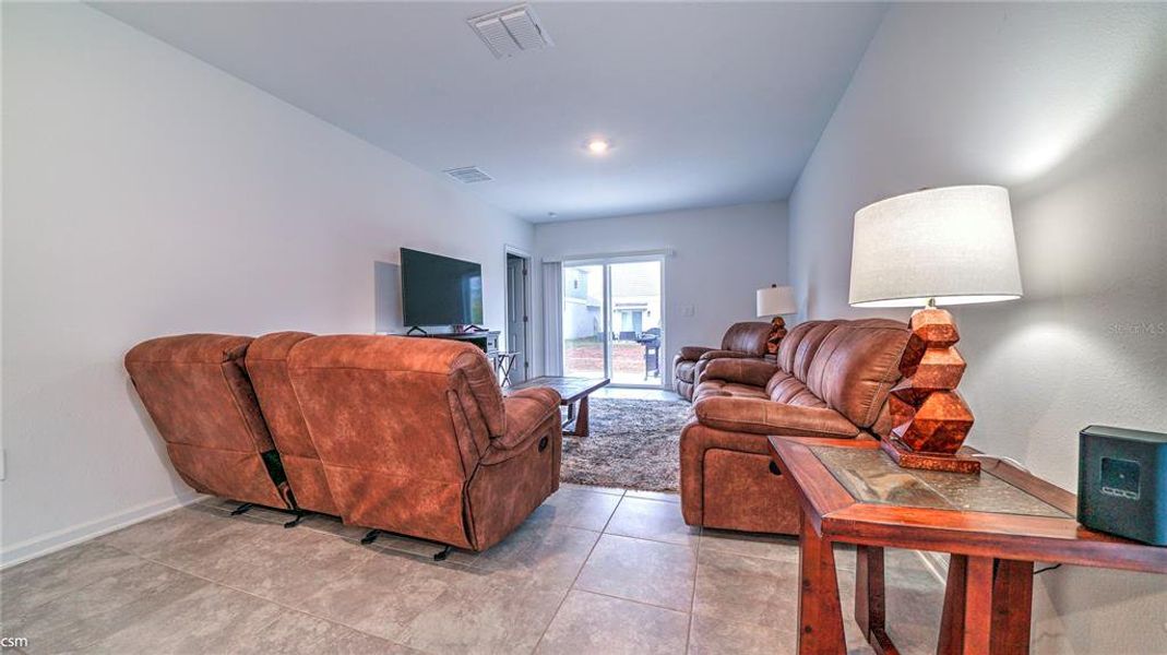 Furnished interior view inside a new home in Cascades, Davenport (Image 5). Furnished interior view inside a new home in Cascades, Davenport (Image 5).