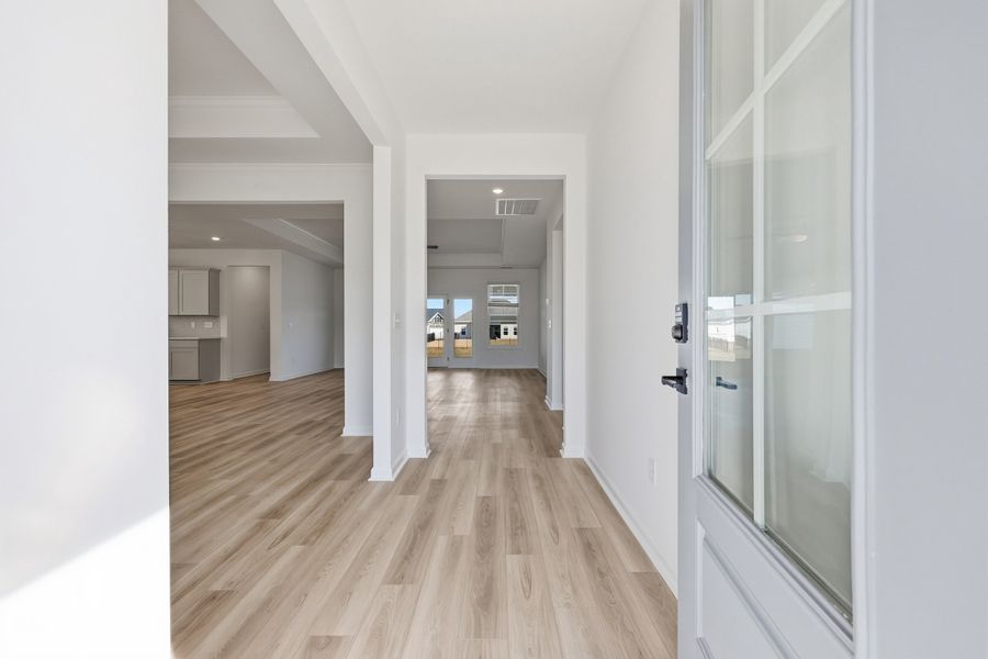 Representative unfurnished interior of a home built from the Grayson II by Great Southern Homes in Oak Grove, Conway (Image 18). Representative unfurnished interior of a home built from the Grayson II by Great Southern Homes in Oak Grove, Conway (Image 18).