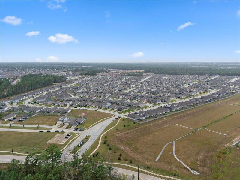 Image 28 of a home in Breckenridge Forest.