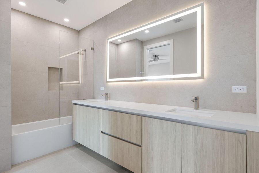 Kohler Deep Soaking Tub Kohler Deep Soaking Tub