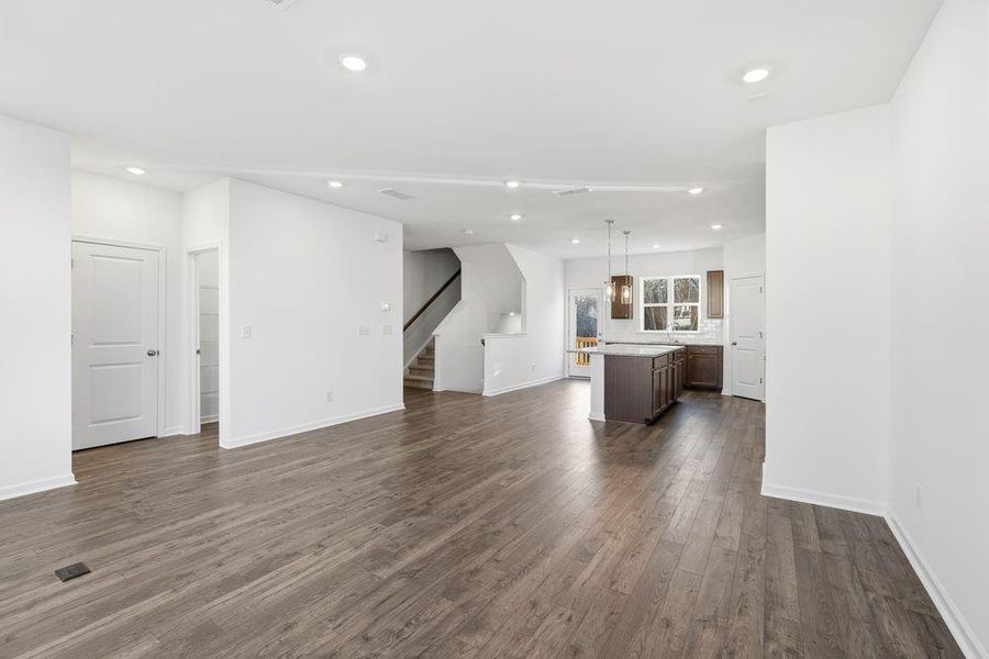 Spacious, unfurnished interior of a new home in Somerset at Veterans Memorial, Mableton (Image 32).