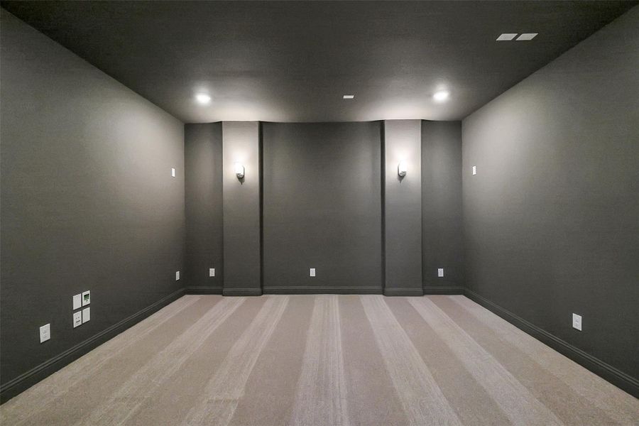 Spacious, unfurnished interior of a new home in Sienna 65', Missouri City (Image 29).