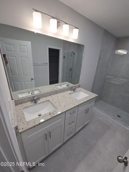 Furnished interior view inside a new home in , Jacksonville (Image 5).