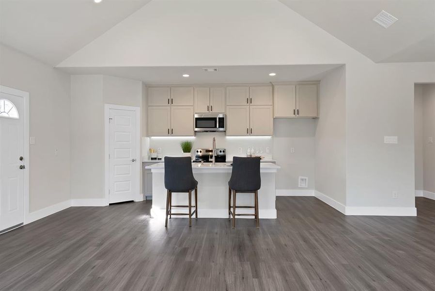 Furnished interior view inside a new home in , East Tawakoni (Image 7). Furnished interior view inside a new home in , East Tawakoni (Image 7).