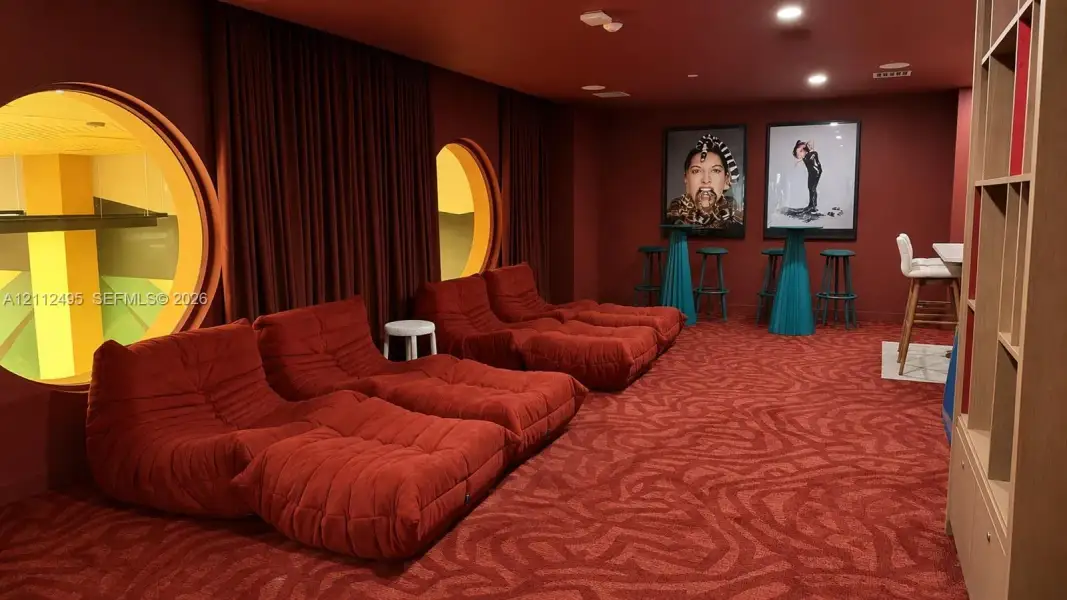 Community amenities in , Miami (Image 31).