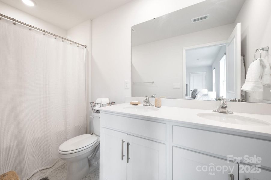 Primary Bath Has Dual Sinks Primary Bath Has Dual Sinks