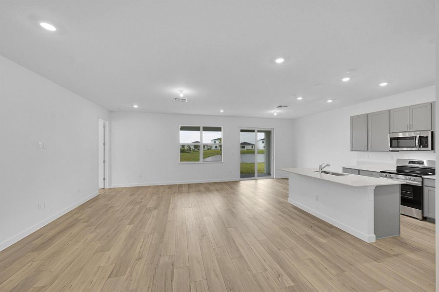 Spacious, unfurnished interior of a new home in Seagrove: The Indies, Fort Pierce (Image 18). Spacious, unfurnished interior of a new home in Seagrove: The Indies, Fort Pierce (Image 18).