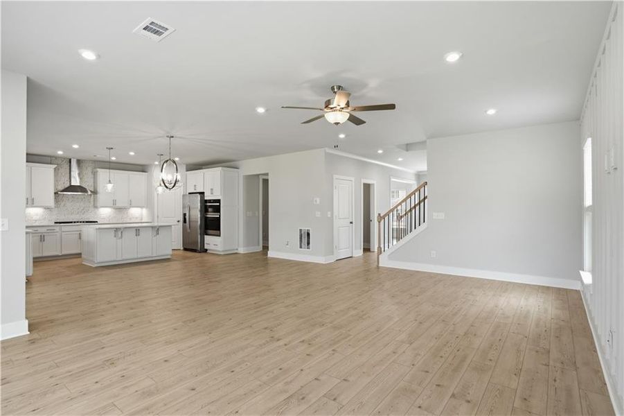 Spacious, unfurnished interior of a new home in Rose Creek, Cumming (Image 8).