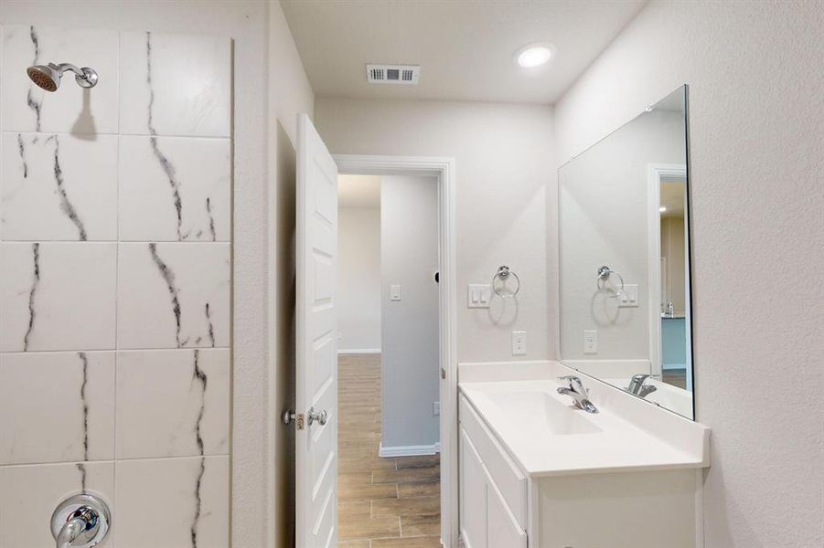 Furnished interior view inside a new home in Verandah, Royse City (Image 6).