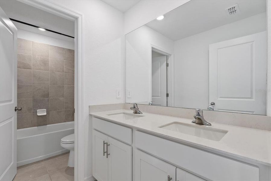 Furnished interior view inside a new home in , Bradenton (Image 5).