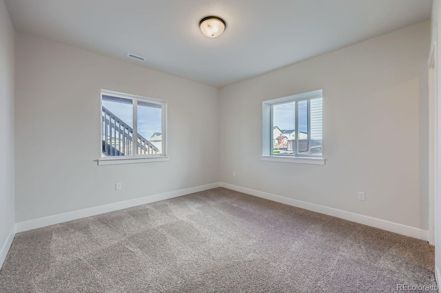 Spacious, unfurnished interior of a new home in Timber Ridge, Colorado Springs (Image 12).