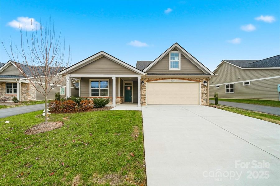 Front exterior of a new home in , Hickory, NC, highlighting curb appeal (Image 1). Front exterior of a new home in , Hickory, NC, highlighting curb appeal (Image 1).