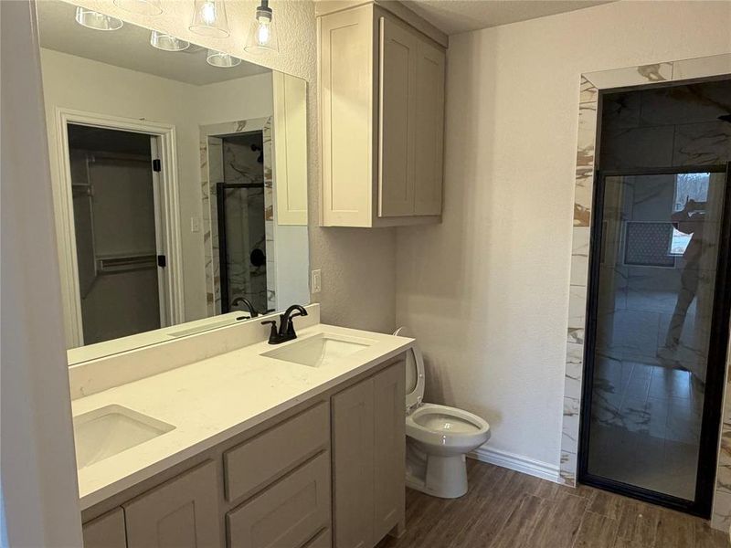 Furnished interior view inside a new home in , Springtown (Image 4).