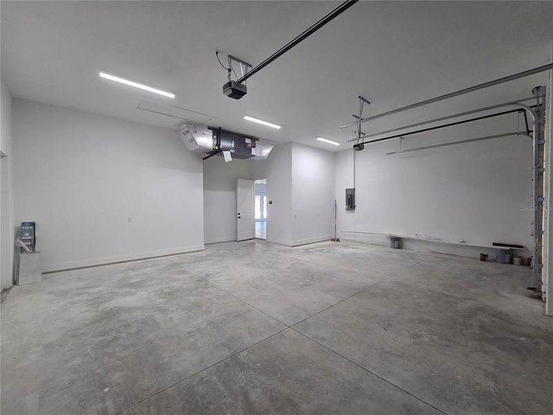 Spacious, unfurnished interior of a new home in , North Port (Image 46).