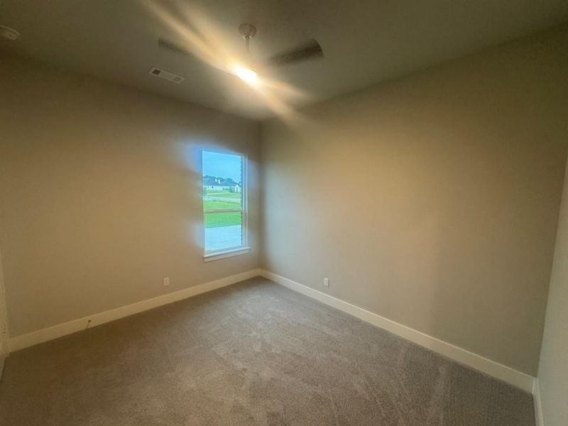 Spacious, unfurnished interior of a new home in King Crossing Estates, Van Alstyne (Image 16).