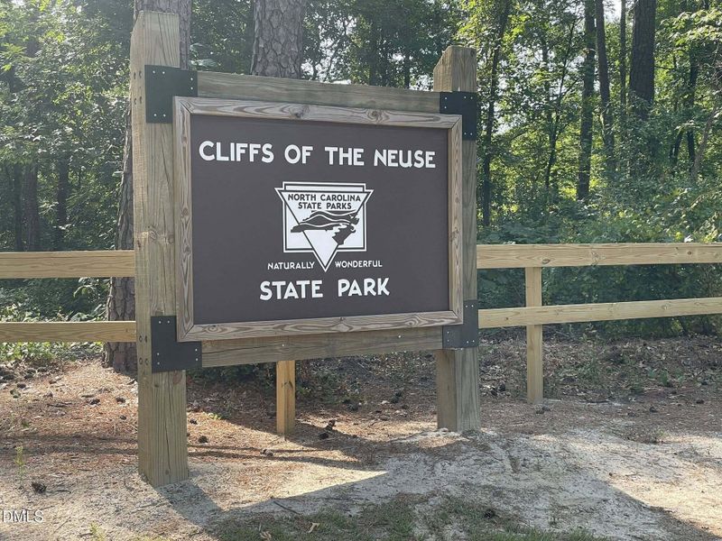 Cliffs of the Neuse