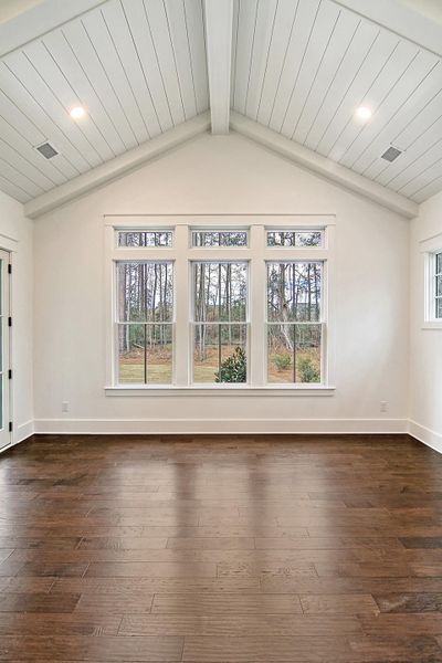 Spacious, unfurnished interior of a new home in , Ravenel (Image 12).
