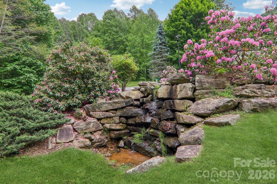 Natural landscape and outdoor views near  in Waynesville (Image 39).