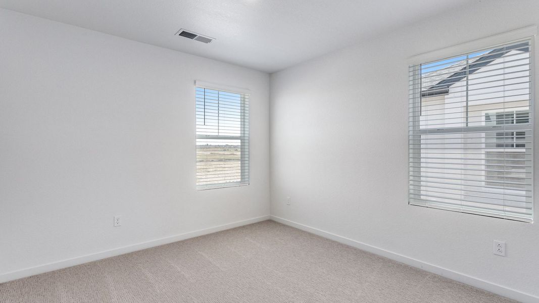 Spacious, unfurnished interior of a new home in Horizon Uptown, Aurora (Image 19). Spacious, unfurnished interior of a new home in Horizon Uptown, Aurora (Image 19).