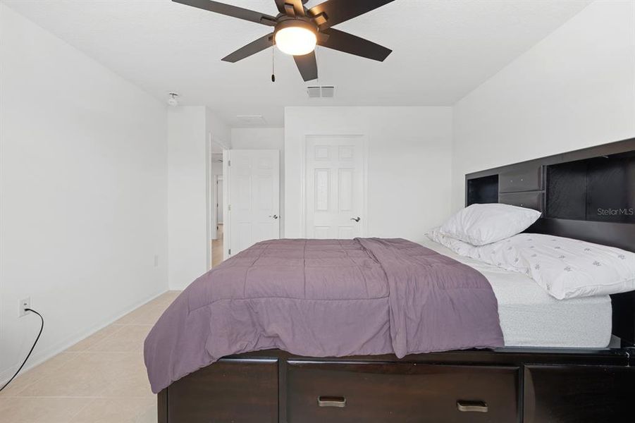 Furnished interior view inside a new home in , Tampa (Image 21).