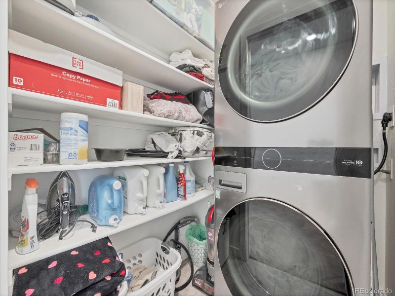 Image 36 of a home in Green Gables.