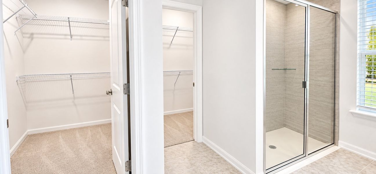 Spacious, unfurnished interior of a new home in Marion Oaks, Ocala (Image 21). Spacious, unfurnished interior of a new home in Marion Oaks, Ocala (Image 21).