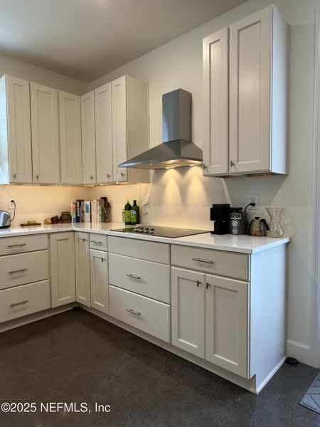 Furnished interior view inside a new home in , Jacksonville (Image 8).
