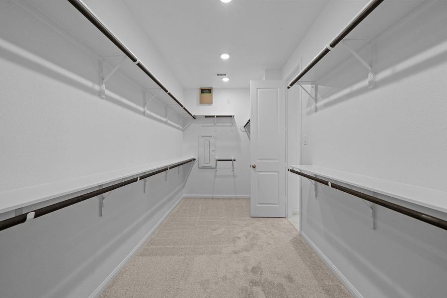 Spacious, unfurnished interior of a new home in Pomona 60', Manvel (Image 19).